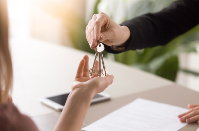 location biens immobilier var